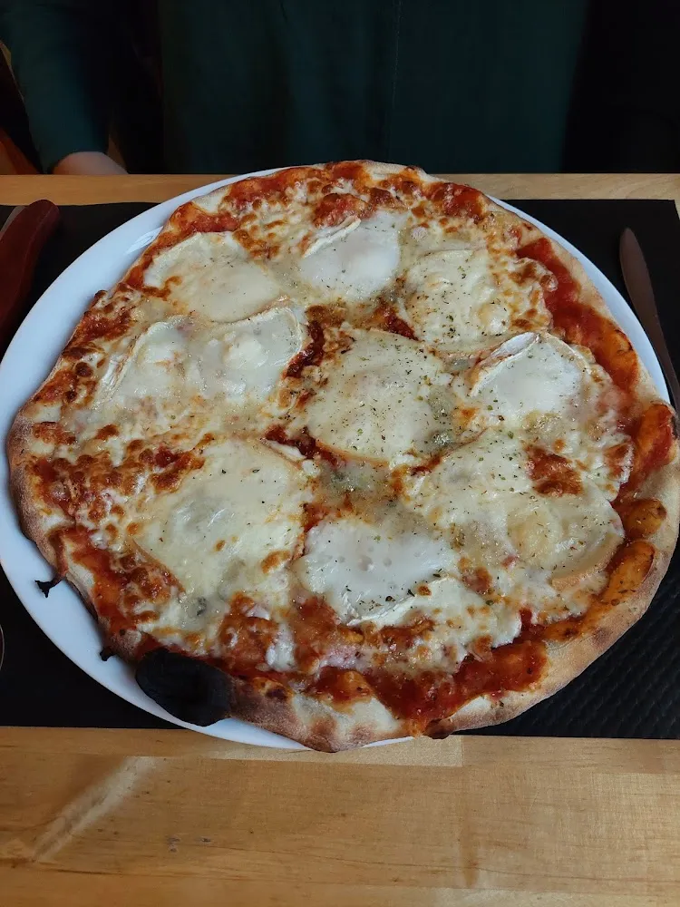 Pizza 4 Fromages